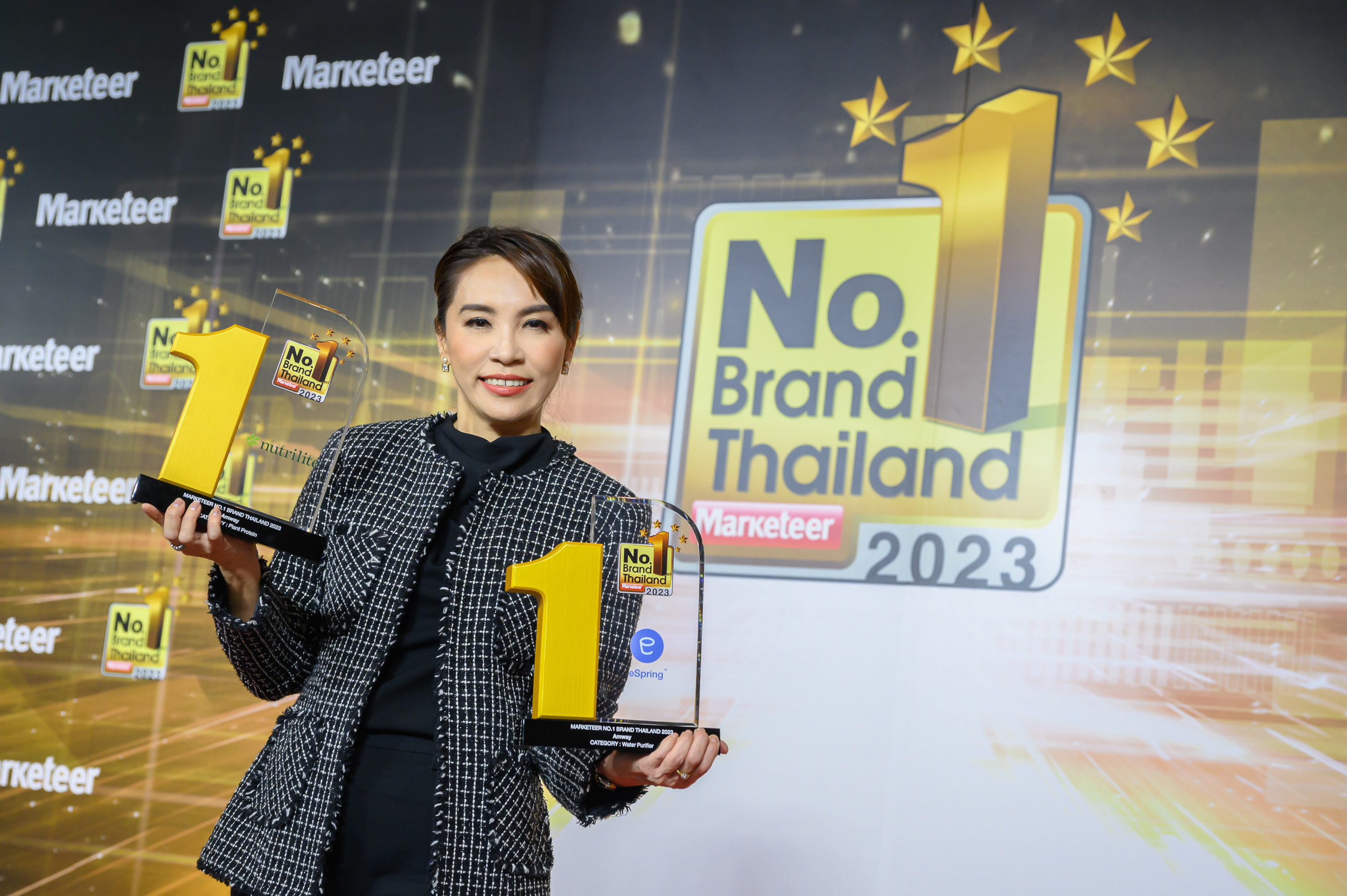 “แอมเวย์” คว้า 2 รางวัลยอดนิยมอันดับ 1 ในใจผู้บริโภค จากนิวทริไลท์ ออล แพลนท์ โปรตีน และเครื่องกรองน้ำ อีสปริง ตอกย้ำแบรนด์ผู้นำ จากรางวัล “Marketeer No.1 Brand Thailand 2023”
