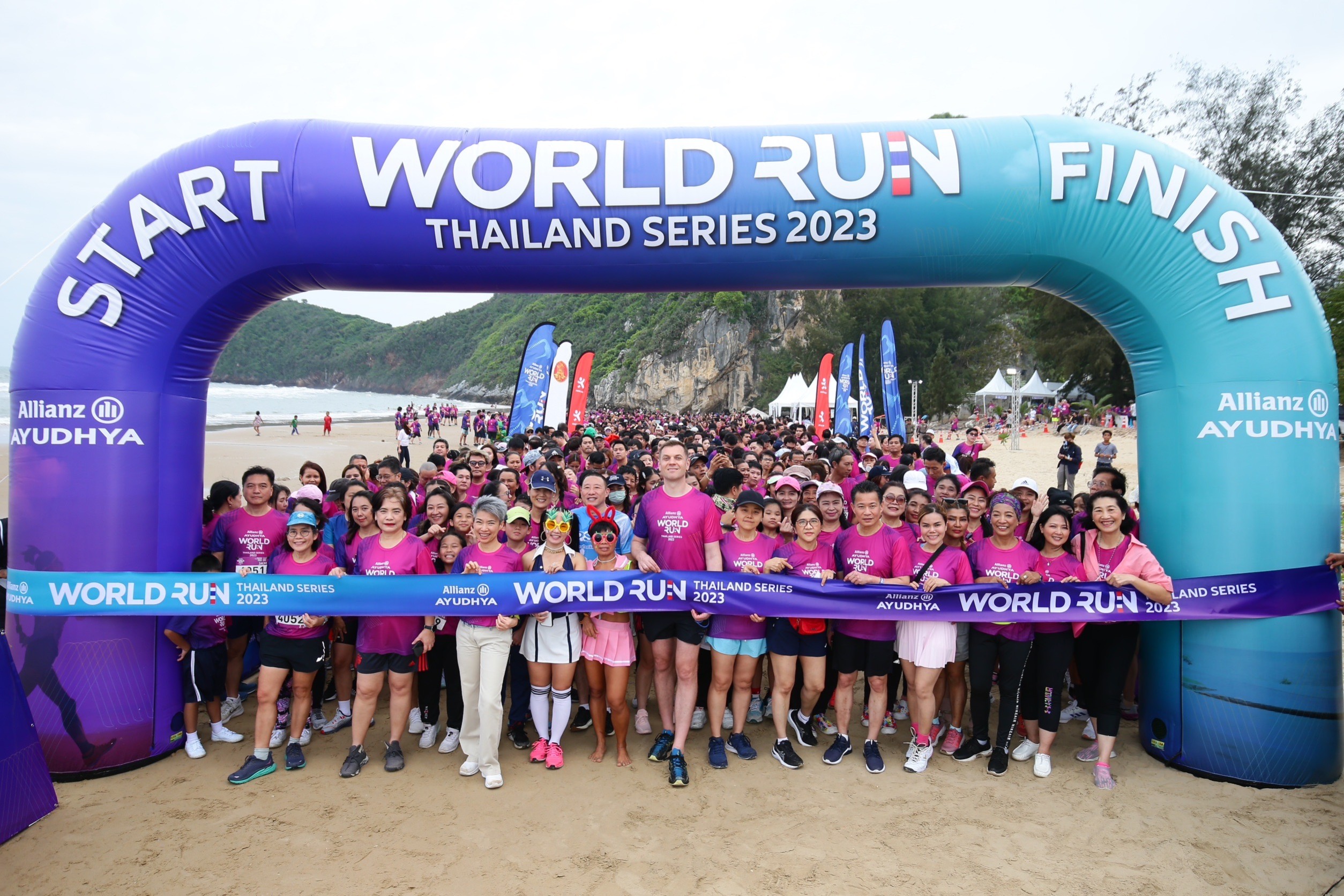 อลิอันซ์ อยุธยา จัดงาน Allianz Ayudhya World Run Thailand Series 2023 งานวิ่งไร้ขยะ บรรยากาศสุดชิลล์ รับอากาศดีริมทะเล ณ อำเภอปราณบุรี ประจวบคีรีขันธ์